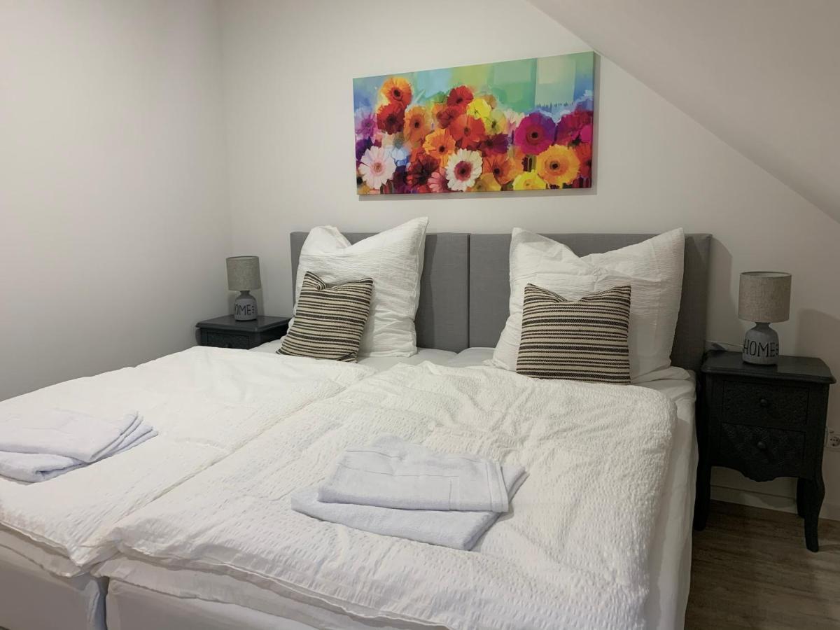 Niwas Apartments 富尔达 外观 照片